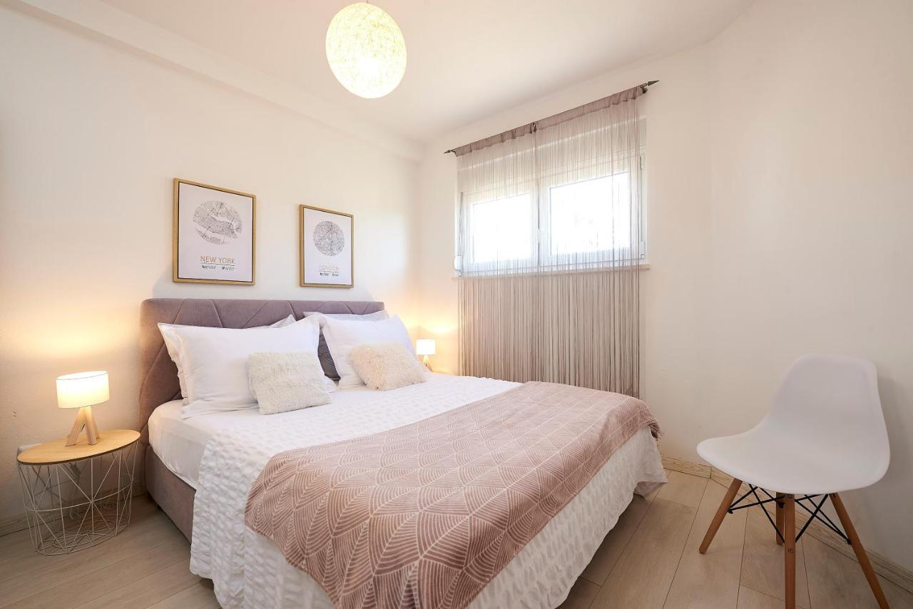 Apartmani Sara I Klara Trogir Exterior foto