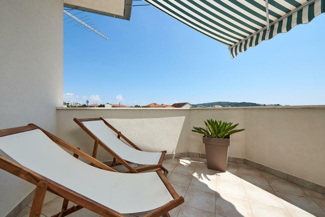 Apartmani Sara I Klara Trogir Exterior foto