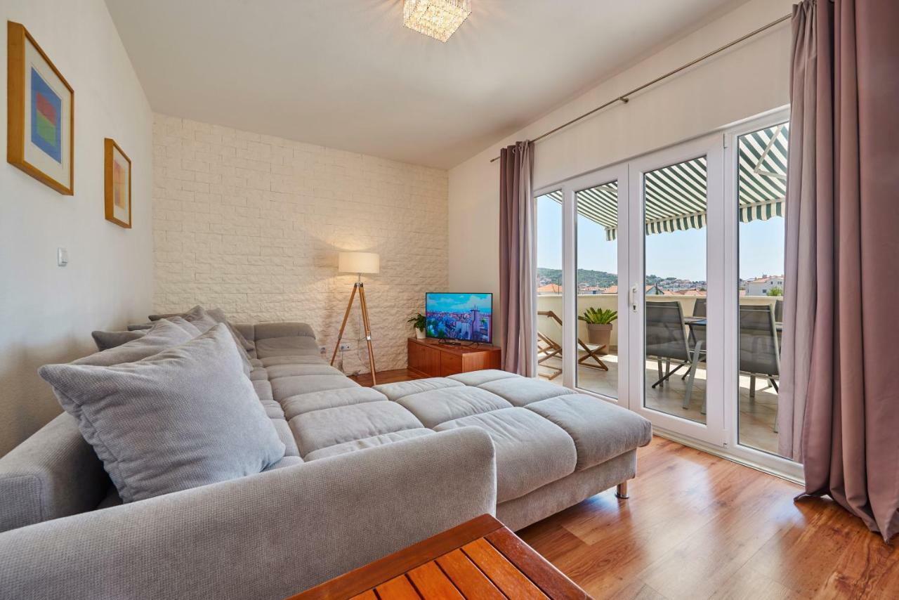 Apartmani Sara I Klara Trogir Exterior foto