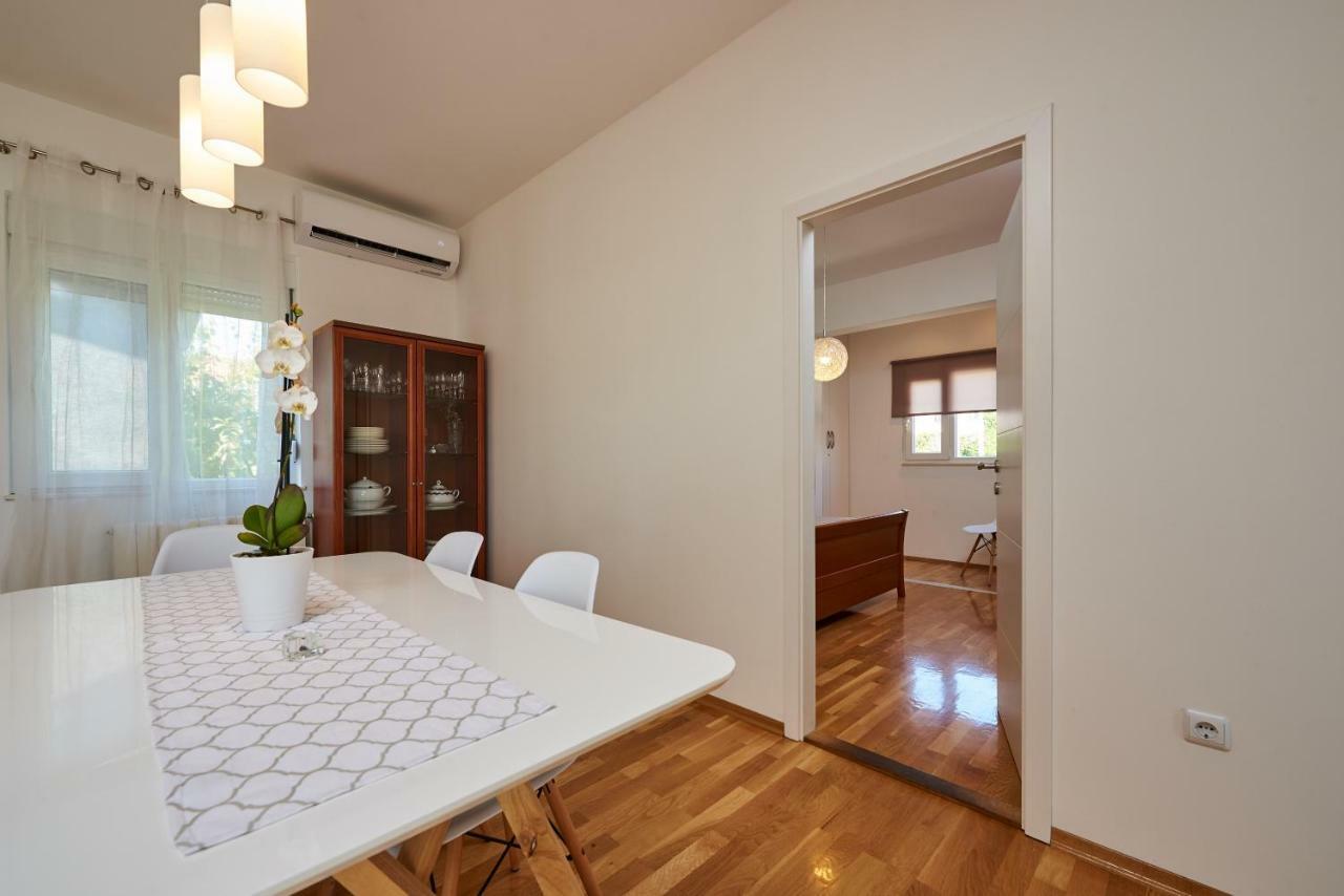 Apartmani Sara I Klara Trogir Exterior foto