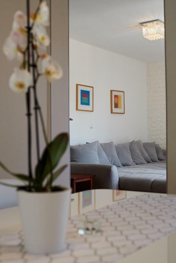 Apartmani Sara I Klara Trogir Exterior foto